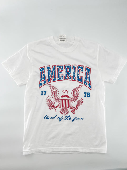 AMERICA Tee