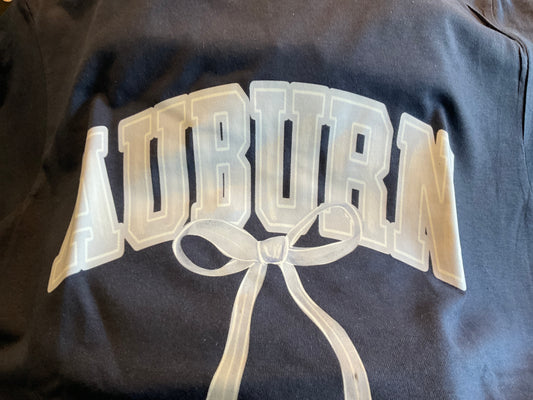 The B's Tees Auburn bow