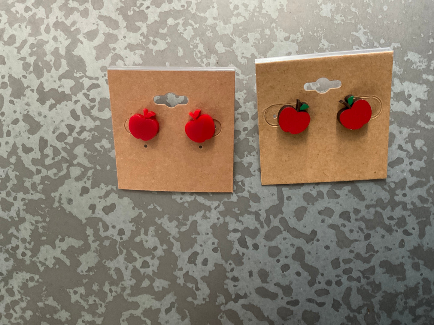 Apple earrings stud