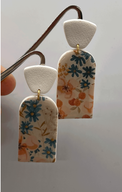 Ivory Lane Clay Earrings - Valentine