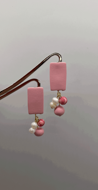 Ivory Lane Clay Earrings - Valentine